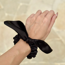 Load image into Gallery viewer, Wee Bands Silk Bow Scrunchies - Black