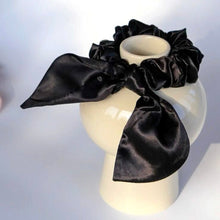 Load image into Gallery viewer, Wee Bands Silk Bow Scrunchies - Black