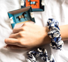 Load image into Gallery viewer, 100% Pure Mulberry Silk Hair Scrunchie - Chinoiserie