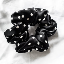 Load image into Gallery viewer, 100% Pure Mulberry Silk Hair Scrunchie - Polkadot