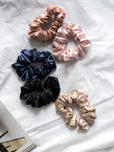 Load image into Gallery viewer, 100% Pure Mulberry Silk Large Scrunchies