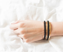 Load image into Gallery viewer, Crown Wee Bands 18k Gold