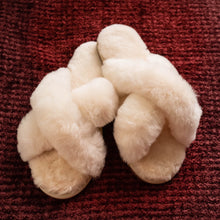 Load image into Gallery viewer, 100% Australian Sheepskin Fur Slippers