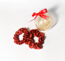 Load image into Gallery viewer, Large & Medium Silk Scrunchies Bauble Set (More Colours)