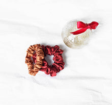 Load image into Gallery viewer, Large & Medium Silk Scrunchies Bauble Set (More Colours)