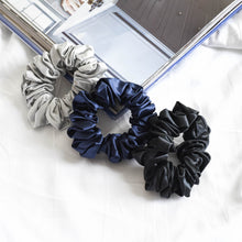 Load image into Gallery viewer, 100% Pure Mulberry Silk Scrunchies - Polaris (Bundle Gift Set)