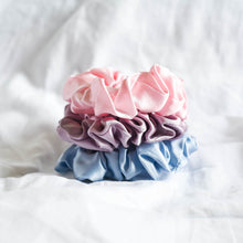 Load image into Gallery viewer, 100% Pure Mulberry Silk Scrunchies - Sweet Valentine