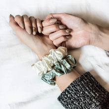 Load image into Gallery viewer, Luxe Pure Silk Hair Scrunchie - Peppermint