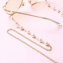 Load image into Gallery viewer, Mask Chains - Pearls
