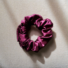 Load image into Gallery viewer, Luxe Pure Silk Hair Scrunchie - Wine