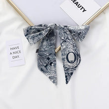 Load image into Gallery viewer, Twilly Scarf
