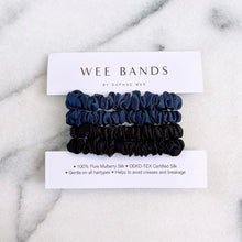 Load image into Gallery viewer, 100% Pure Mulberry Silk Hair Scrunchies - Black & Navy