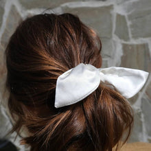 Load image into Gallery viewer, Wee Bands Silk Bow Scrunchies - Ivory
