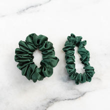 Load image into Gallery viewer, Luxe Pure Silk Hair Scrunchie - Emerald Green
