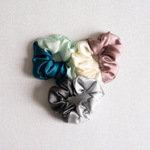 Load image into Gallery viewer, 100% Pure Mulberry Silk Hair Scrunchie - Two Toned (More Colours)
