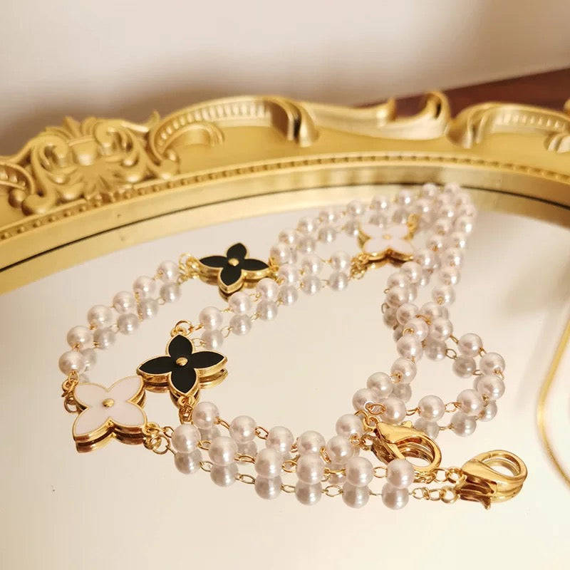 Mask Chains - Bouvardia Pearls